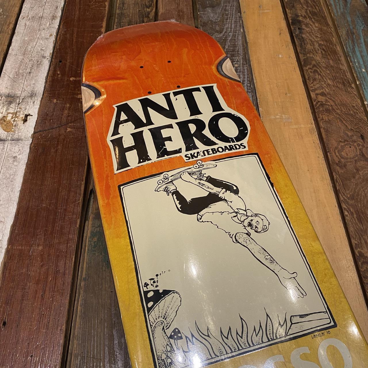 Anti-Hero Skate Shop Day Grosso 9.25"