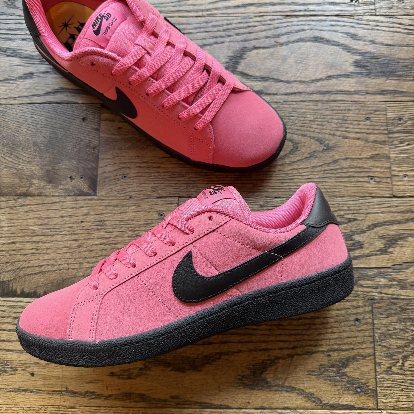 Nike SB Zoom Tennis Classic (Hyper Pink)
