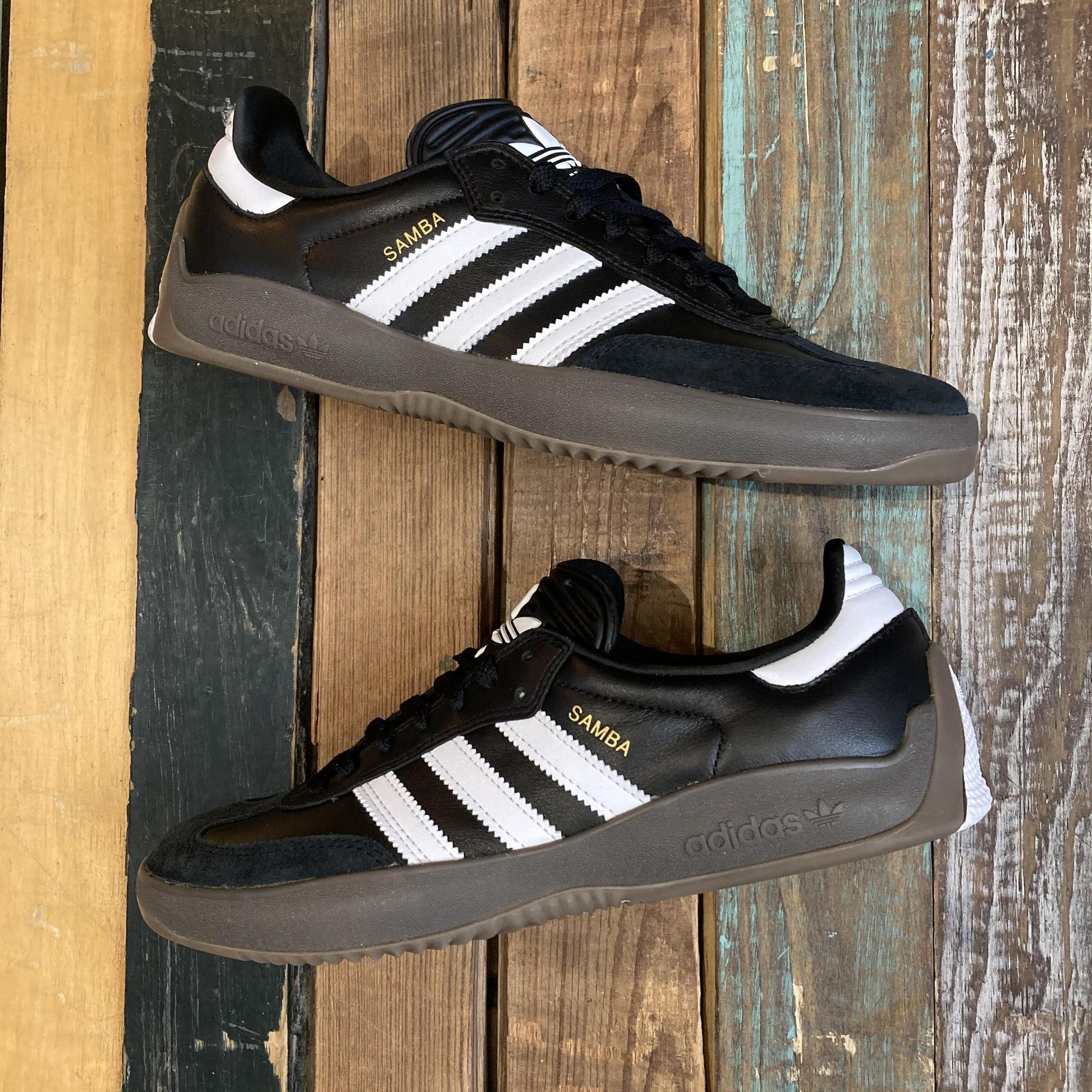 Adidas PUIG SAMBA (Black/White) humidity Adidas PUIG SAMBA (Black/White) humidity