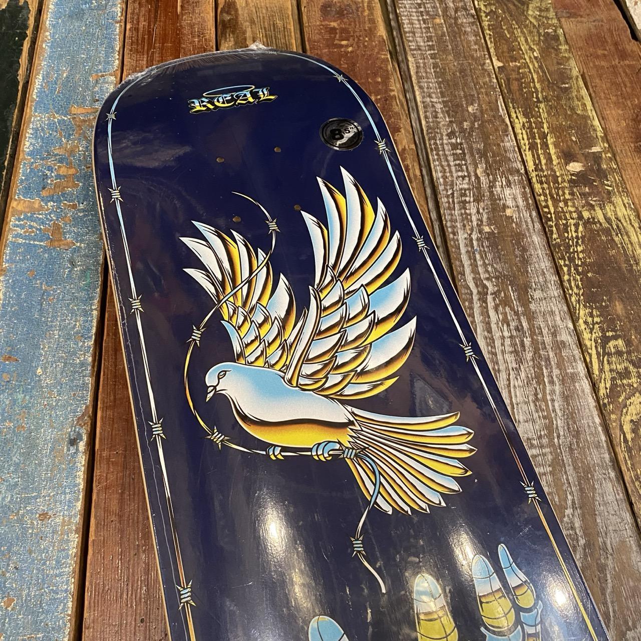 Real Skateboards SYNTHETIC PEACE Deck