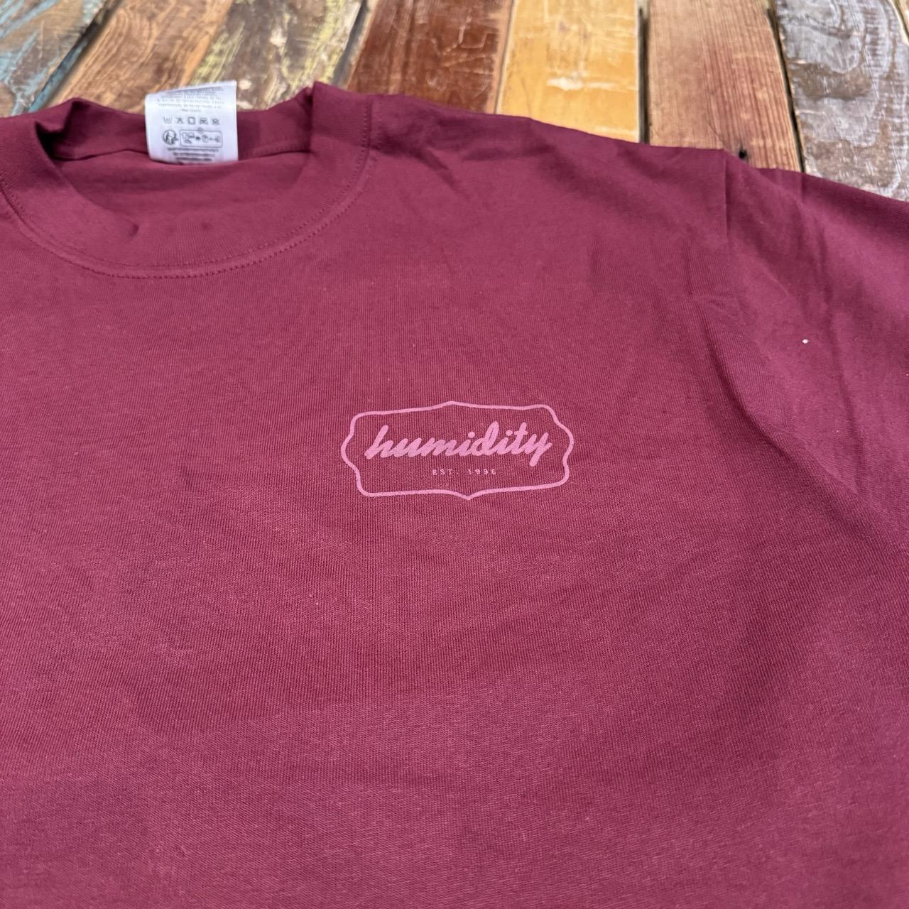 humidity (Puff Print) Badge Tee (Burgundy)