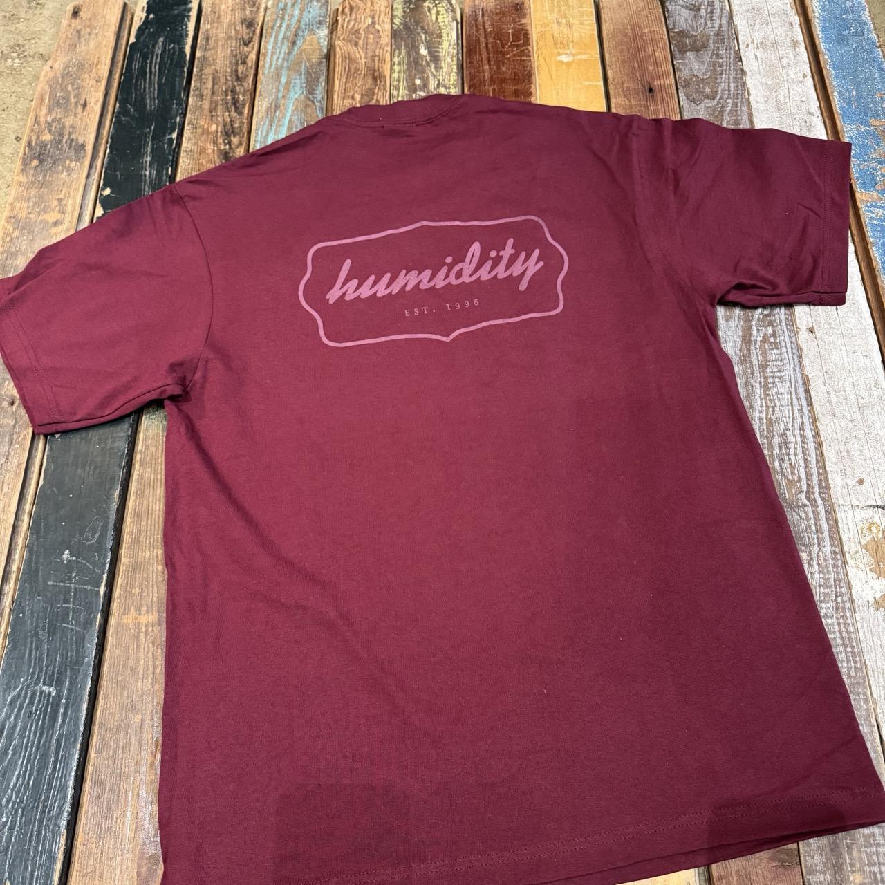 humidity (Puff Print) Badge Tee (Burgundy)