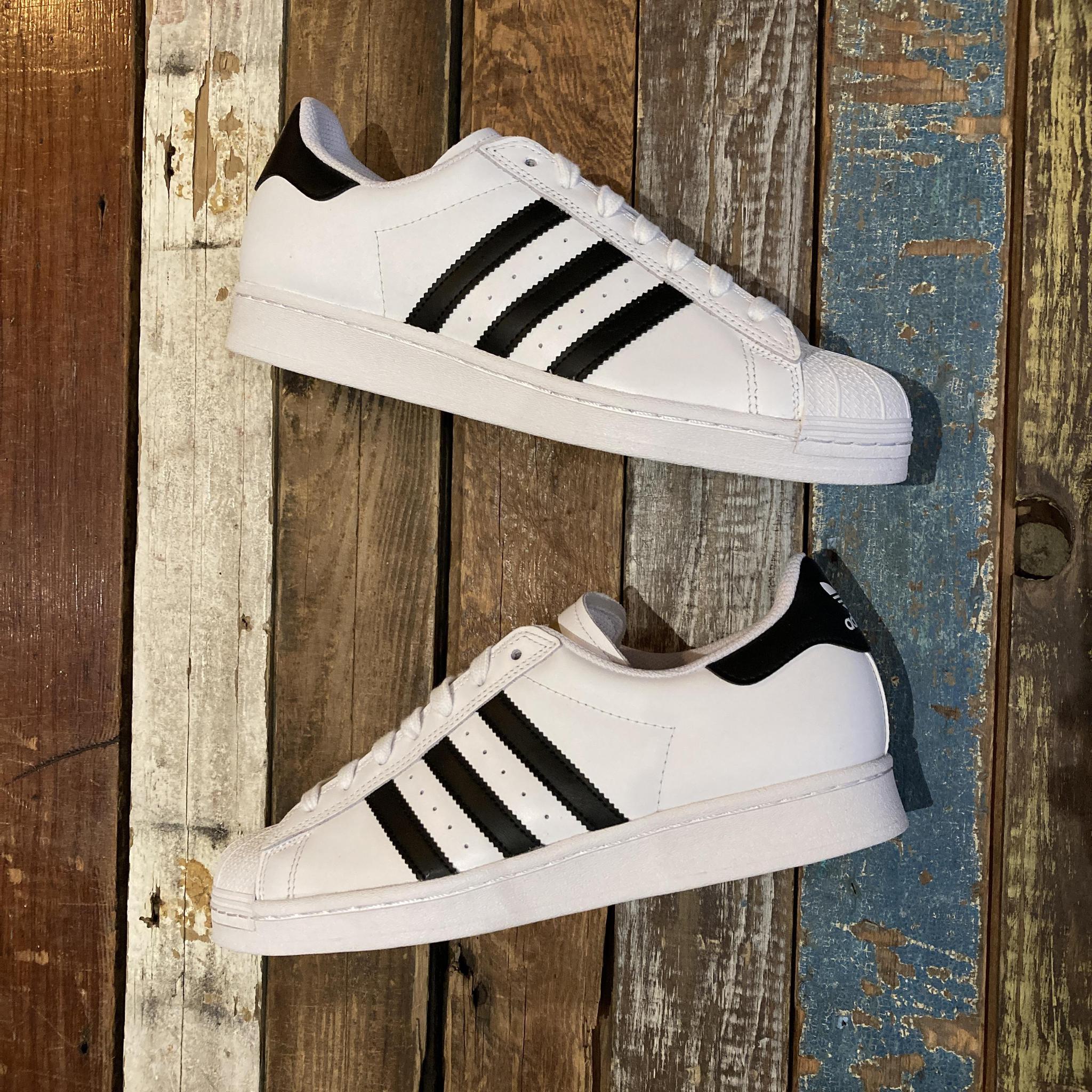 Adidas superstar white core on sale