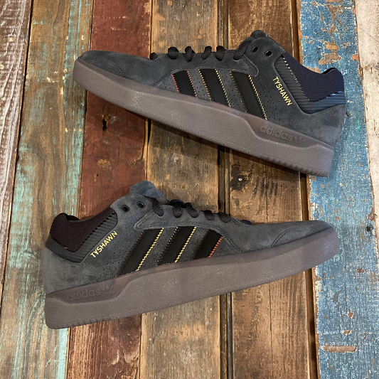 Adidas Tyshawn Remastered Carbon/Core Black IG5271