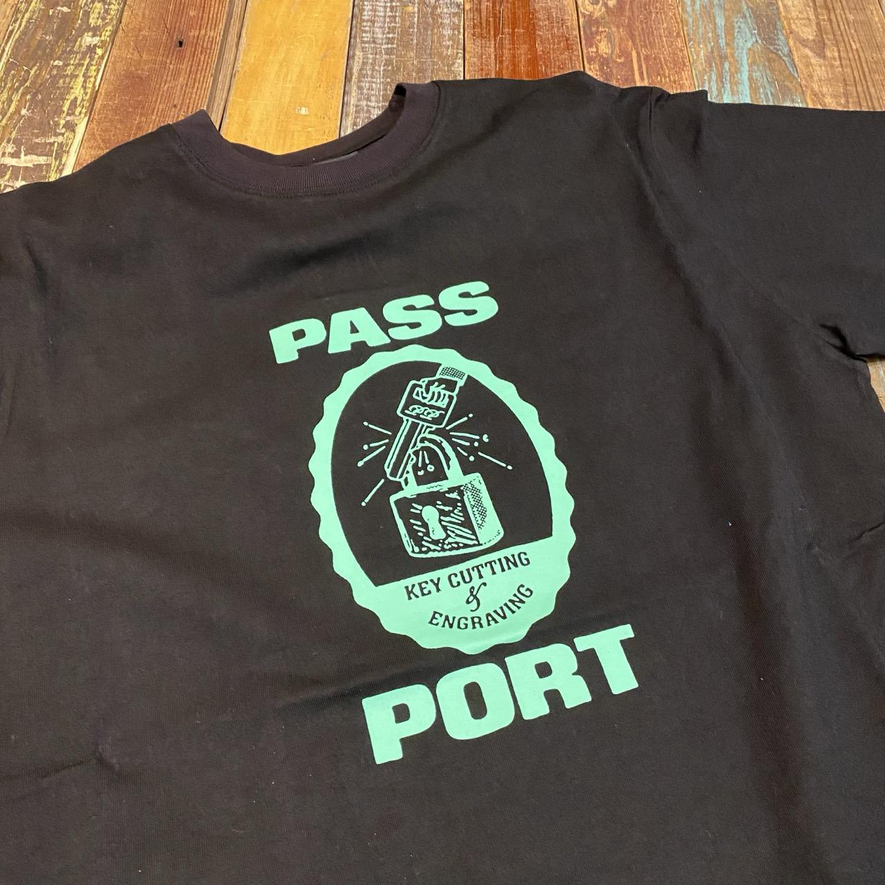 PassPort Hercu~locks Tee