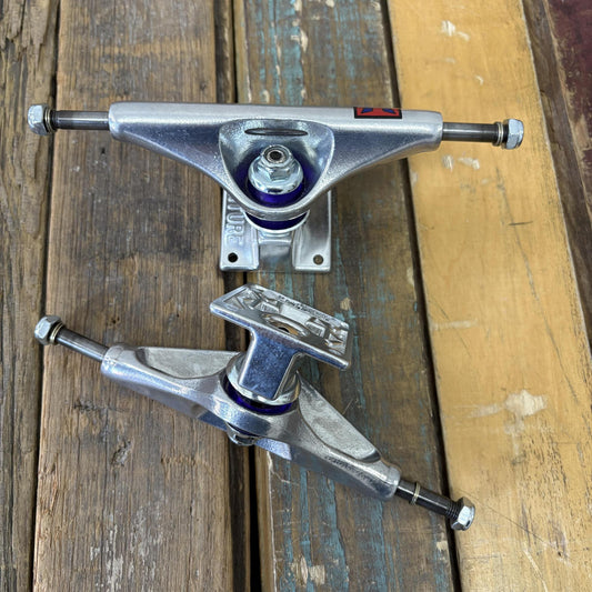 Venture Trucks Hollow (Polished)