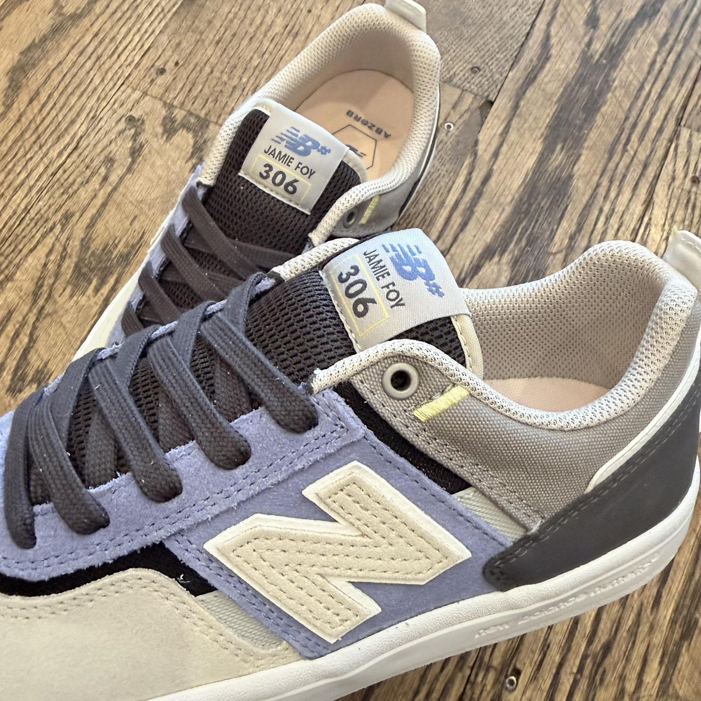 NB Numeric Jamie Foy 306 Fairweather blue with sandstone (UN306NTR)