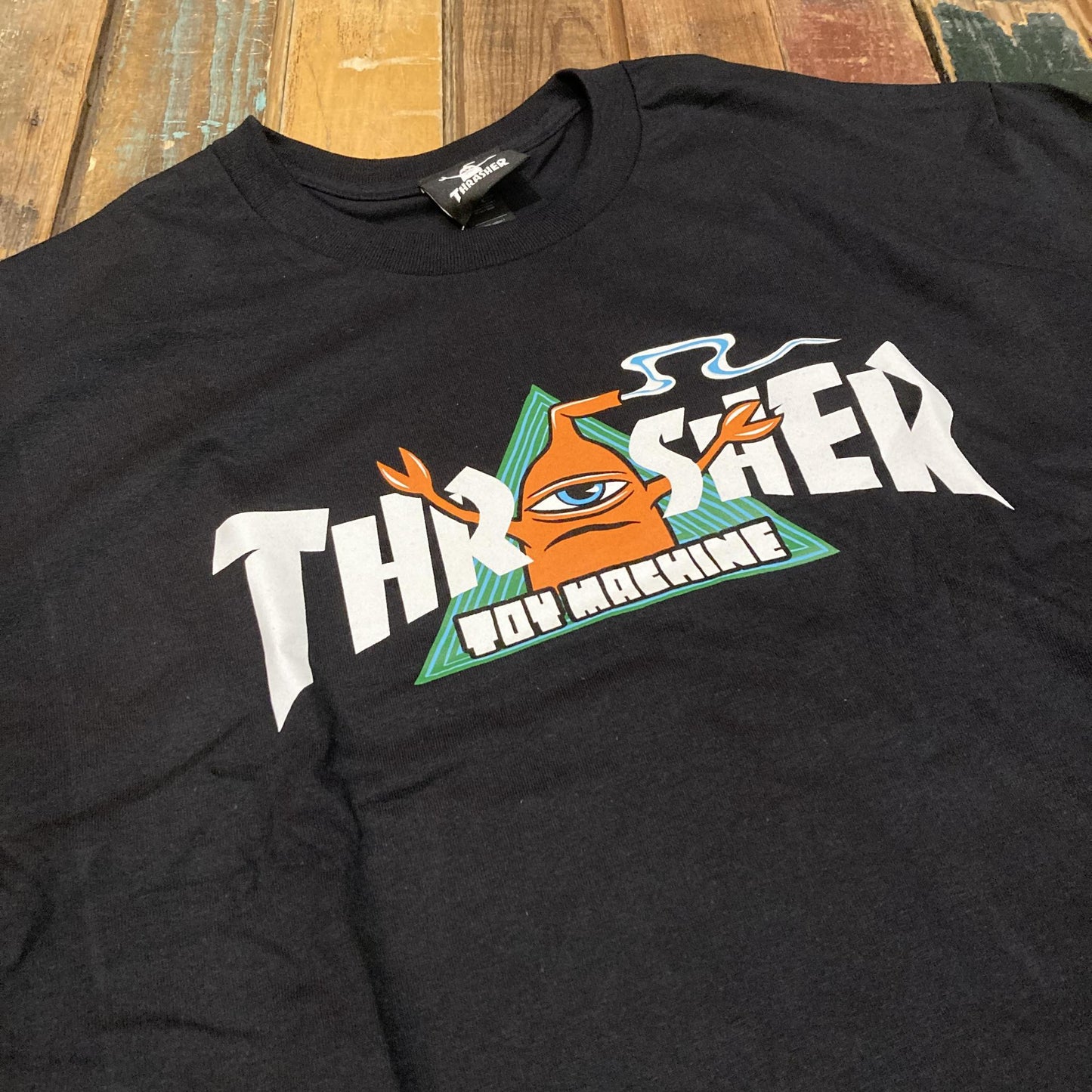 THRASHER X TOY MACHINE - VORTEX - T-SHIRT