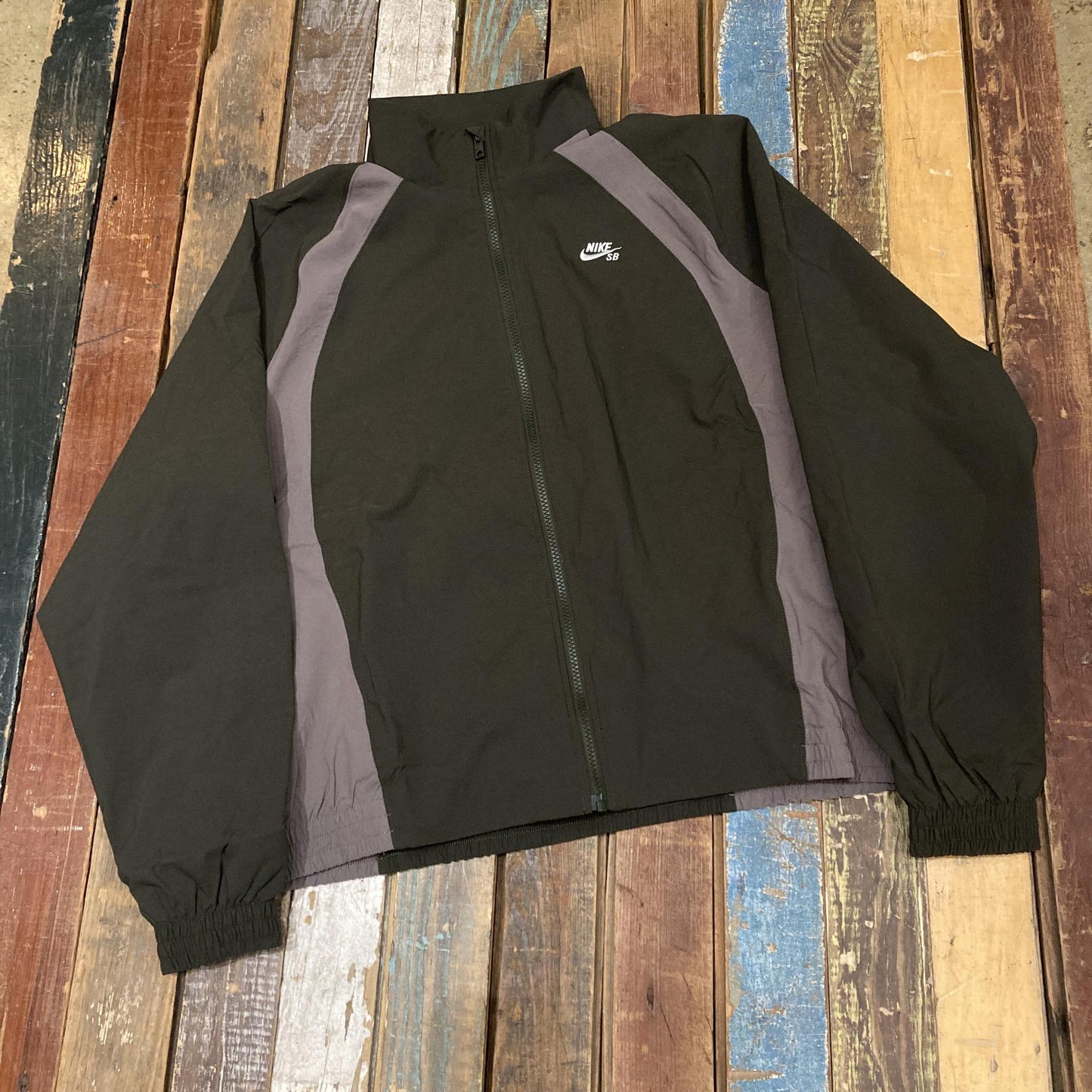 Nike SB - Zip Woven Jacket (Sequoia/Cave Stone/White)