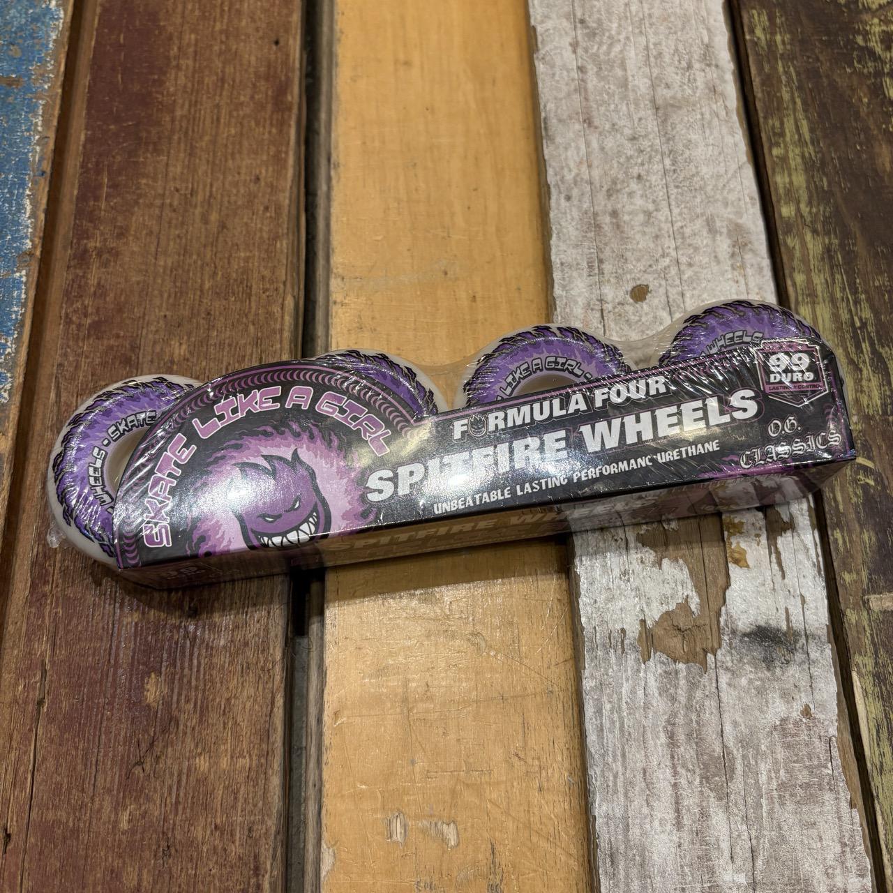 Spitire F499 SKATE GIRL OG Classic 54MM
