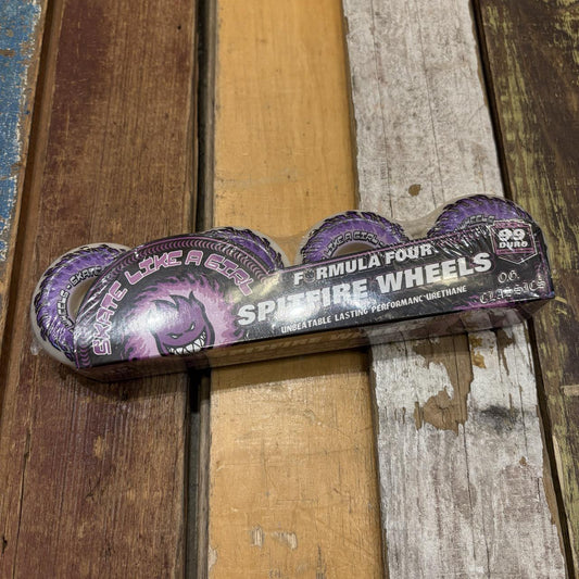 Spitire F499 SKATE GIRL OG Classic 54MM