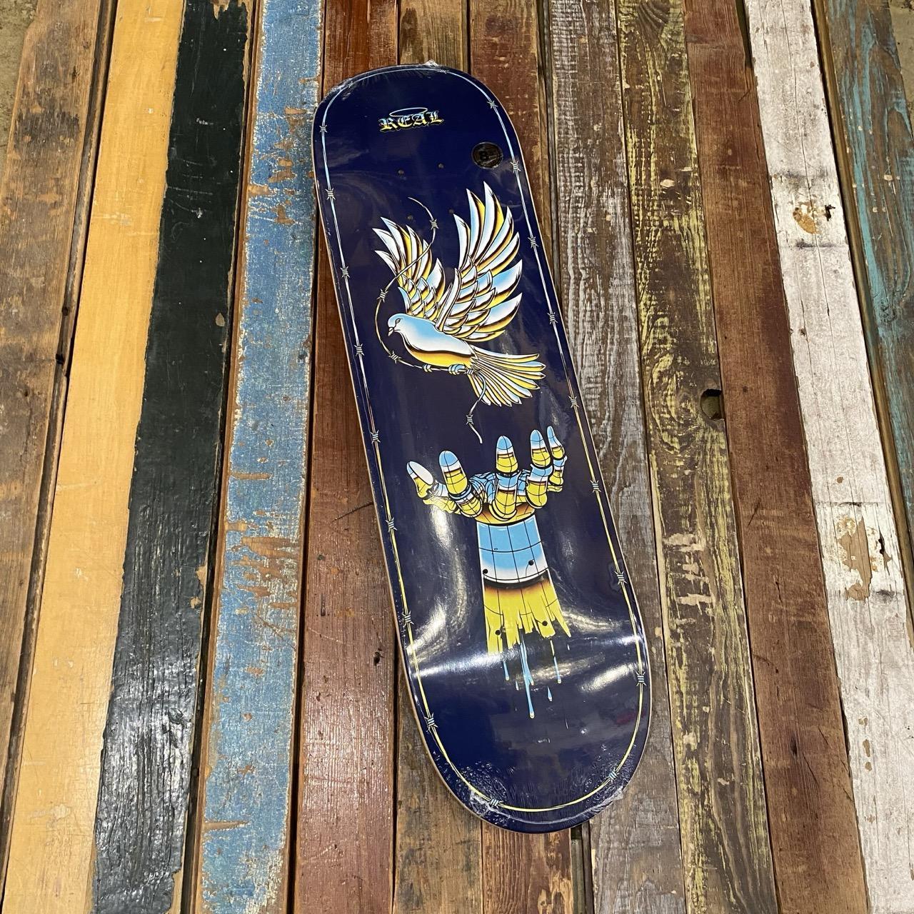 Real Skateboards SYNTHETIC PEACE Deck