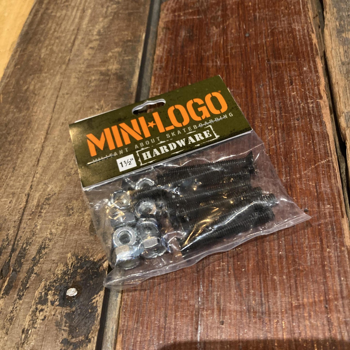 Mini Logo Hardware 1.5"