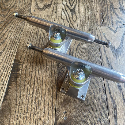 Lurpiv 3 Hollow Trucks - Polished