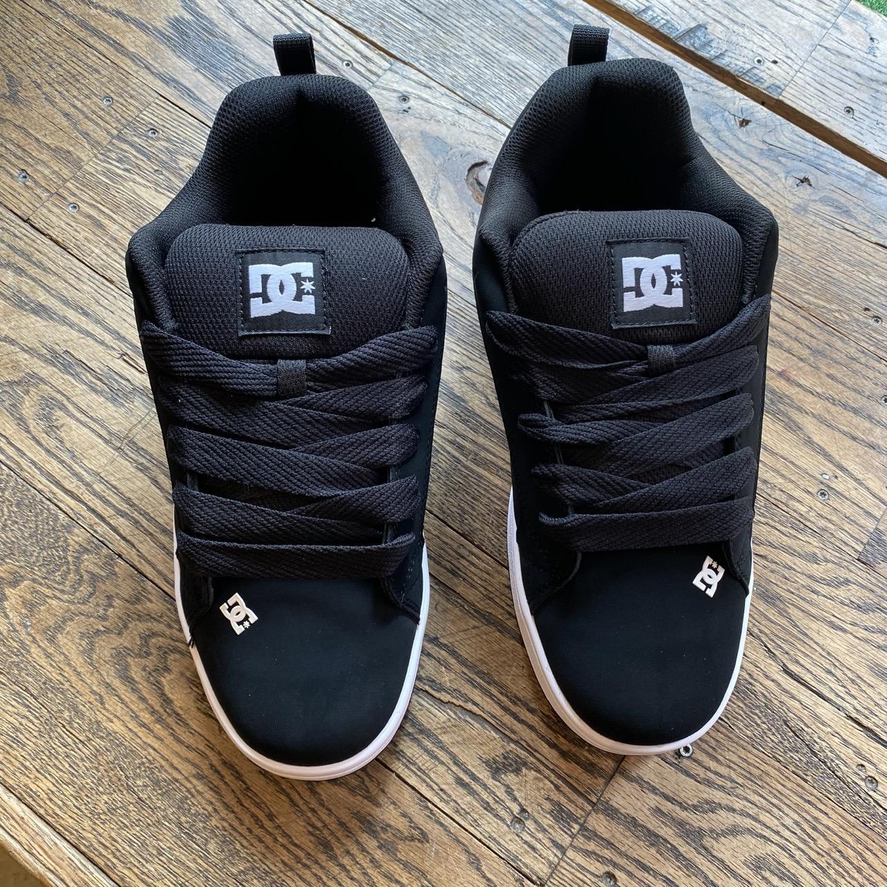 DC Court Graffik (Black)