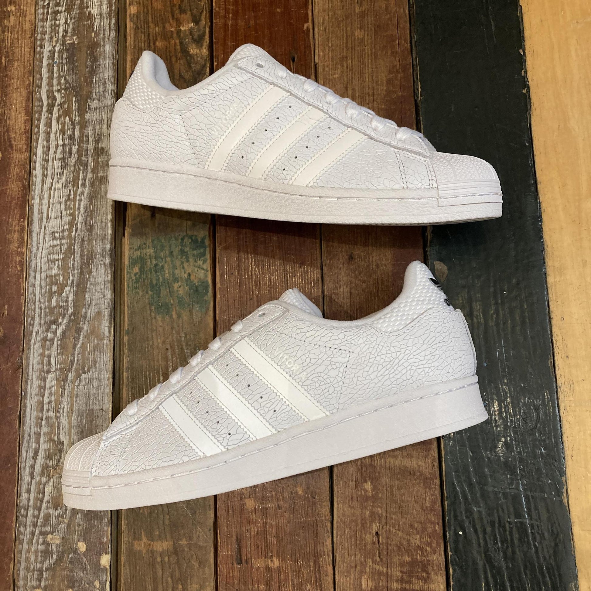 Adidas Superstar X Vitoria Mendoca (FTWWHT/CBLAC) humidity Adidas Superstar X Vitoria Mendoca (FTWWHT/CBLAC) humidity