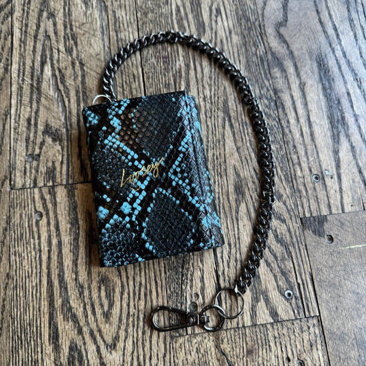 Loosey Blue Snake Chain Wallet