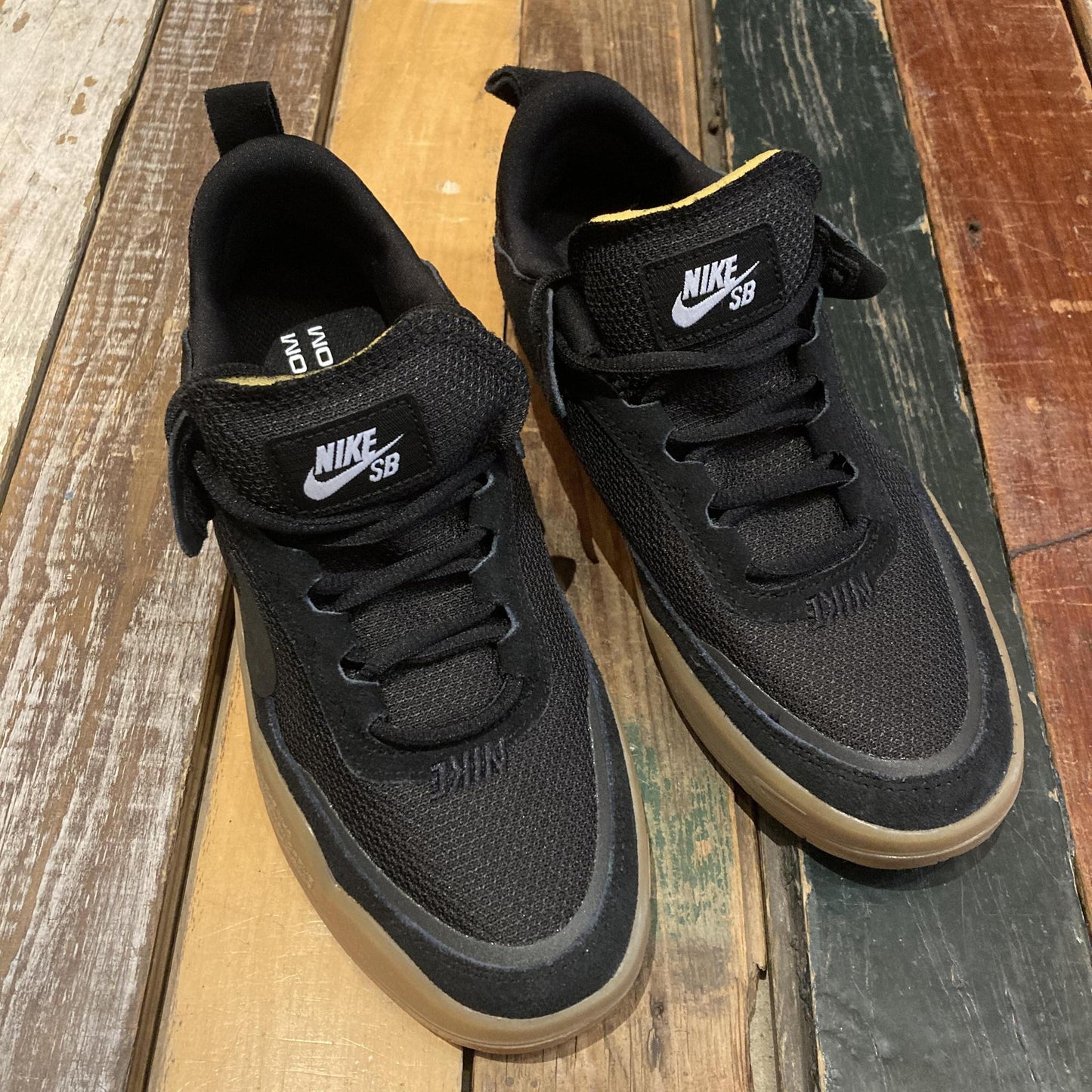 Nike SB Burnside Grade School (Black-Gum Light Brown-White)