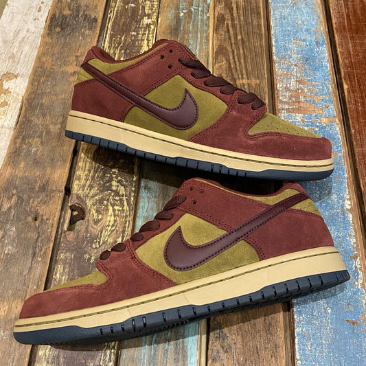 Nike SB Dunk Low Pro "Dark Team Red and Olive Flak" HQ1625-600