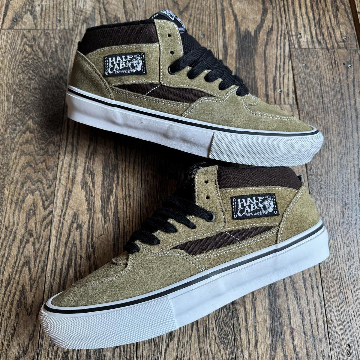 Vans Half Cab (Olive Brown)