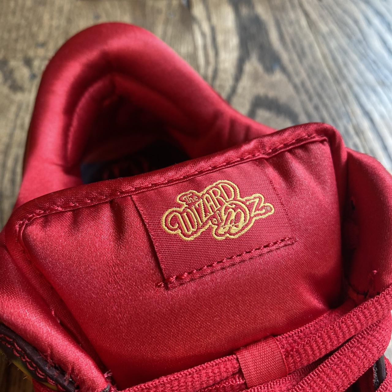 Nike SB Dunk Low Pro 'The Wizard of Oz' (FZ1291-600)