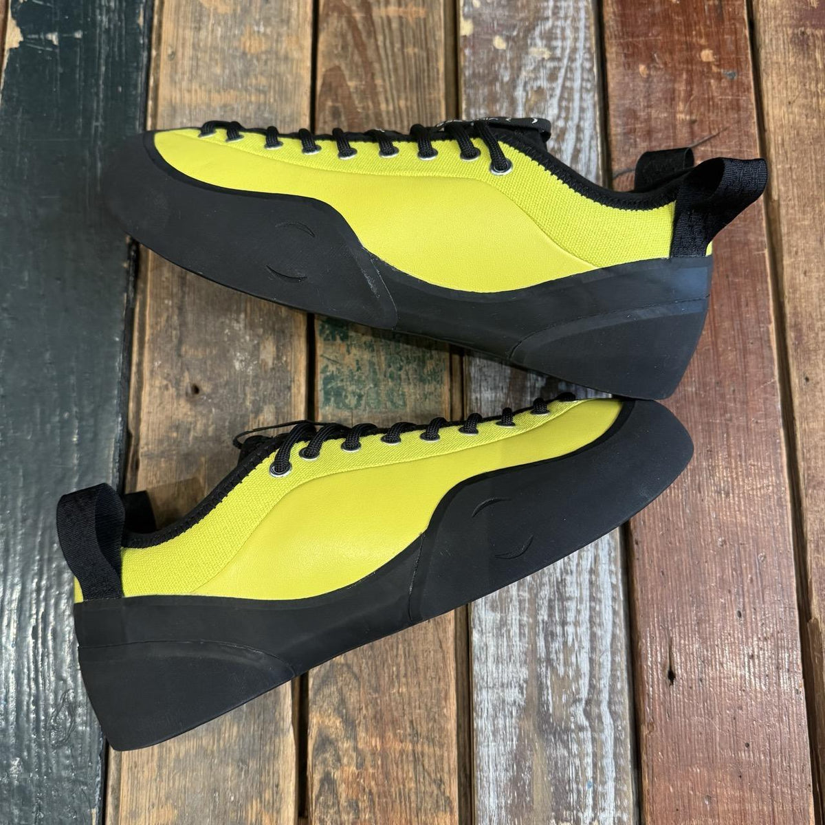 Village PM 1PM - Lime LTR - Full Grain Leather / Canvas