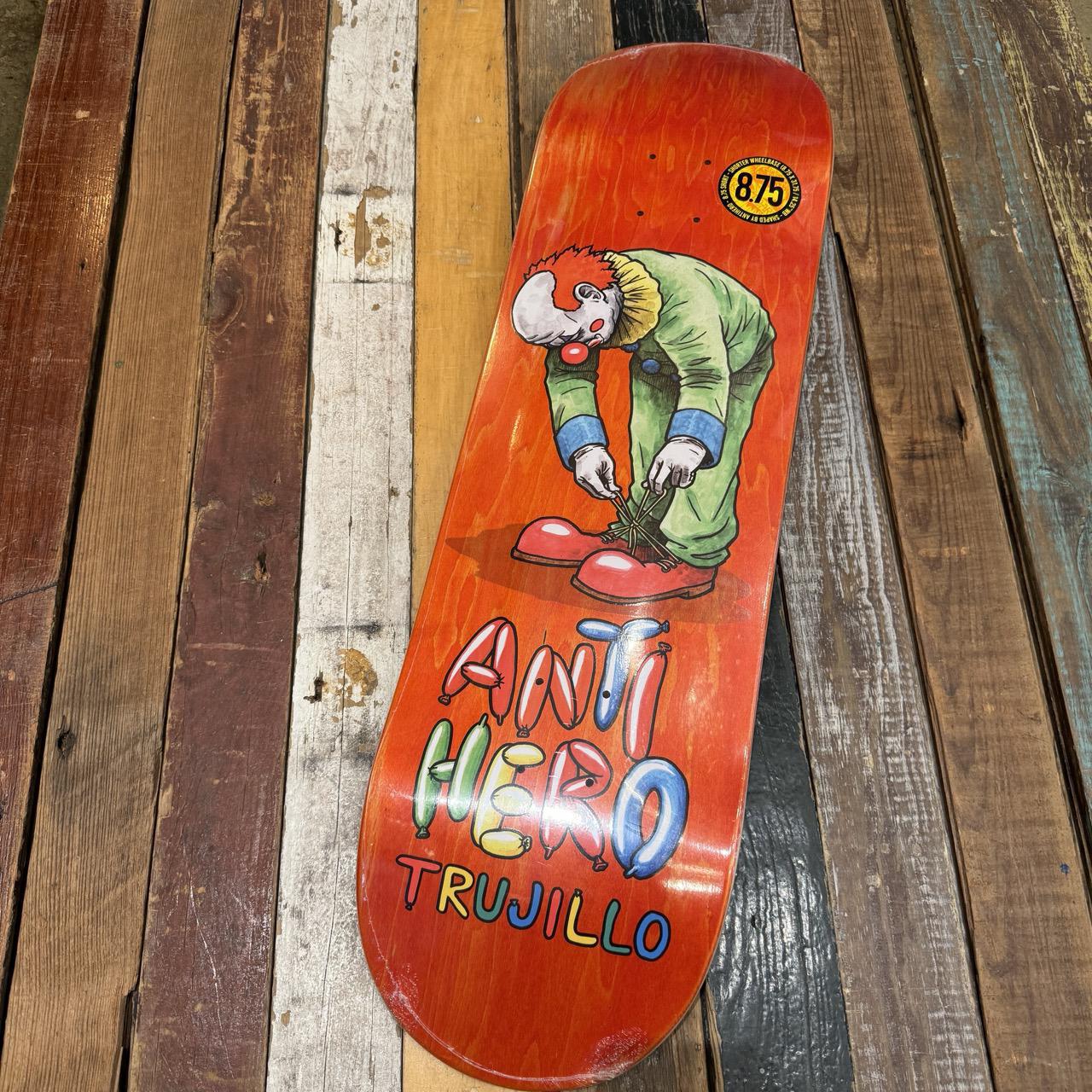 Anti-Hero TRUJILLO BOZO 8.75