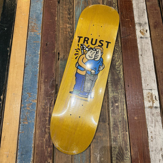 Oskar Rozenberg - Trust (Veneer) 8.5 Deck